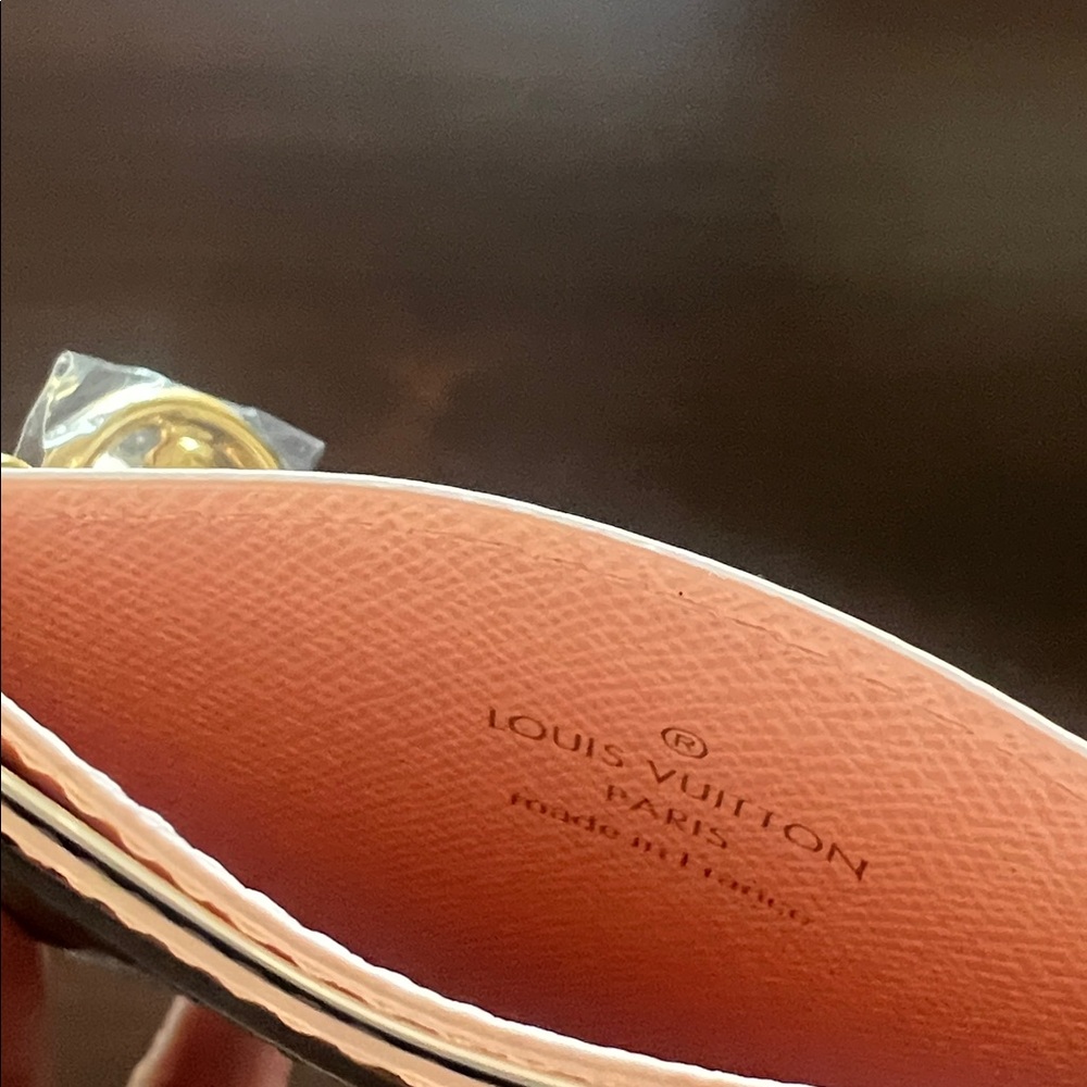 LV Monogram Rose Ballerine Charms Card Holder With Gold Hardware.New. Authentic. - Picture 5 of 7